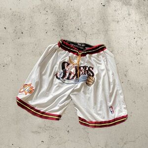 Men's Retro Philadelphia 76ers White Basketball Shorts with Pocket (NBA)